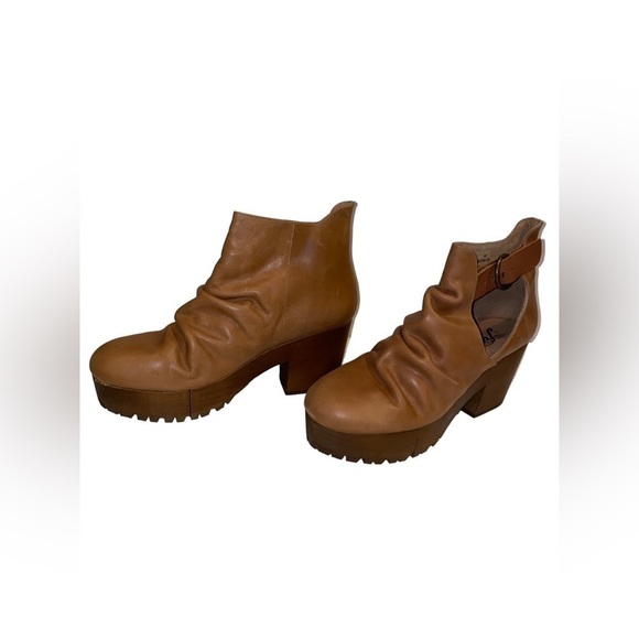 Free People Suri Cut Out Leather Chunky Platform Ankle Clog Boots Women 40 NEW